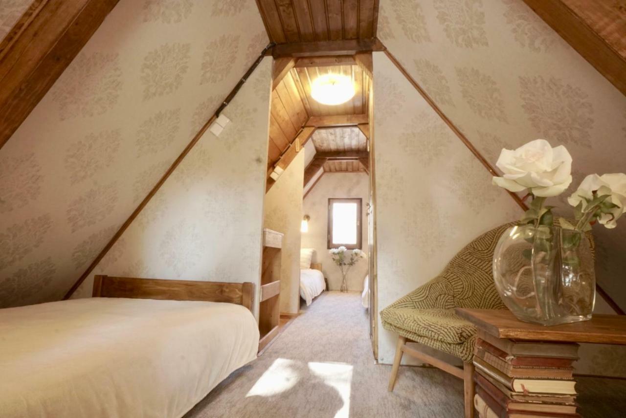 Nadi'S Holiday Home - Heart Of Woods, Szentendre Island Szigetmonostor Bagian luar foto